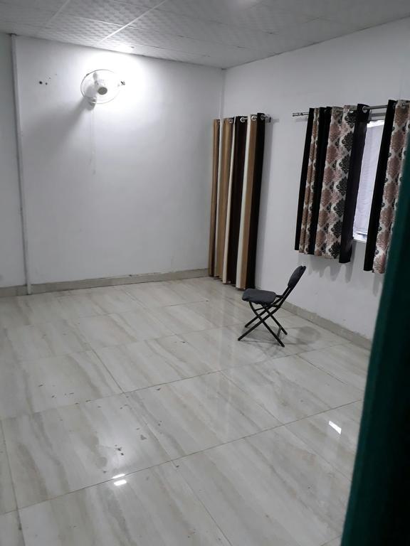 Hotel S P Új-Delhi Kültér fotó